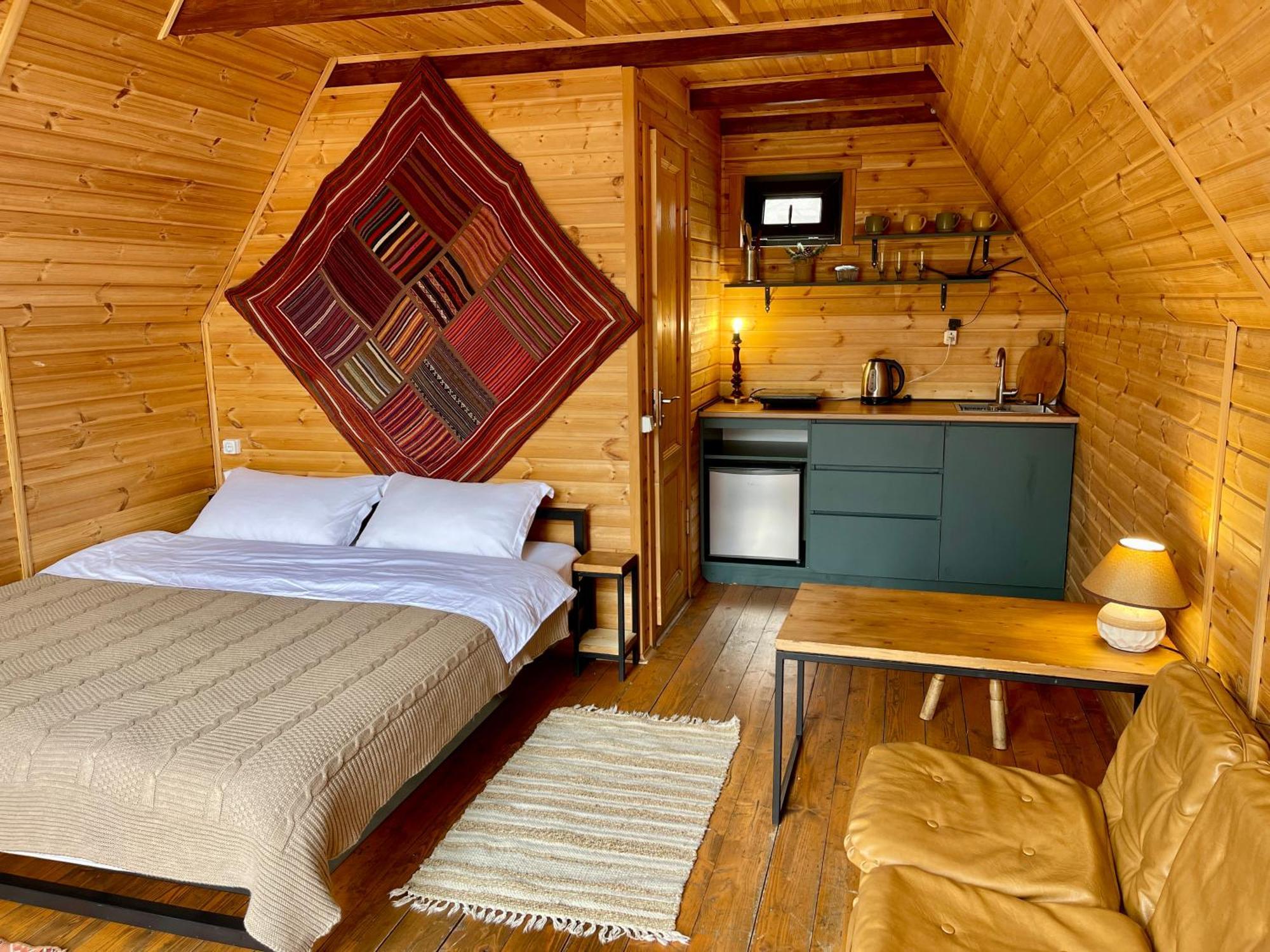 Kazbegi Kuro Cottages Buitenkant foto